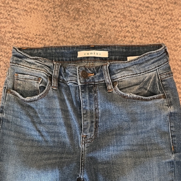 Eunina Classic Blue Denim Jeans - Picture 3 of 6